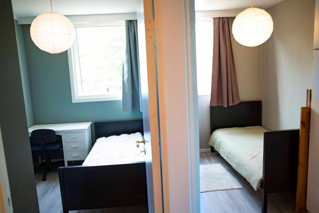 Apartment 5 Minutes To Downtown Arendal-free Parking Arendal
